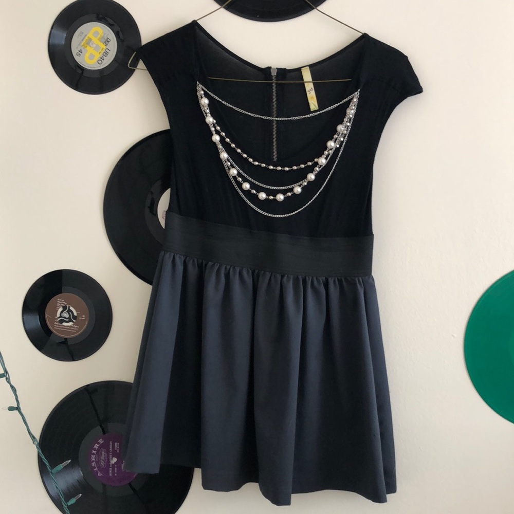 Cute party dress! Perfect for events